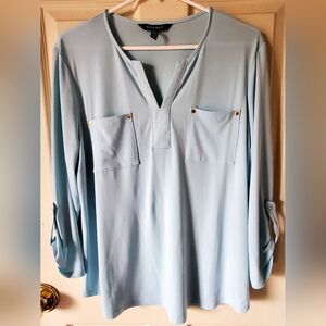 Three-quarter sleeve blouse